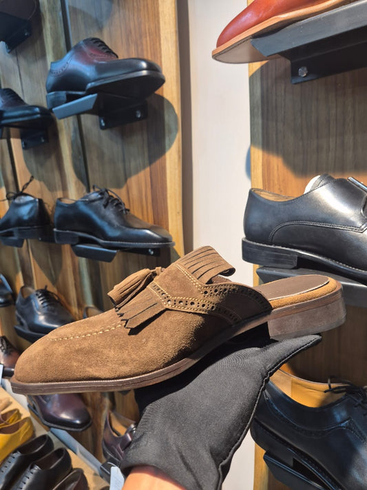 Velvetstride Suede Mules - MERAKINO