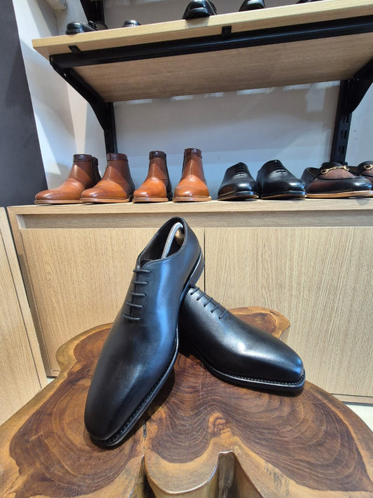 IMPERIO Goodyear Wholecut Oxfords - MERAKINO