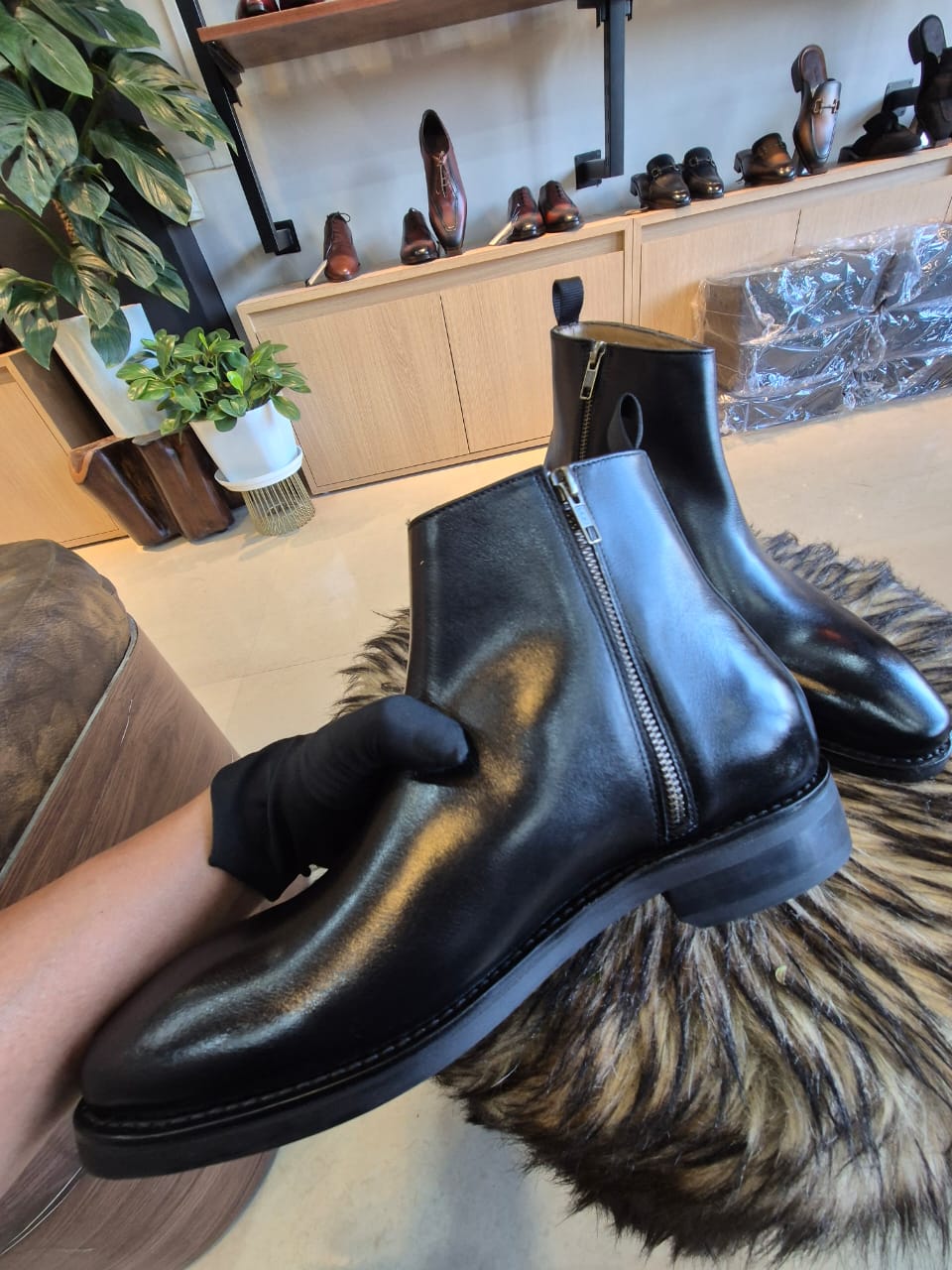 Nightfall Chelsea Zipper Boots Effortless Entry. Enduring Authority. - MERAKINO