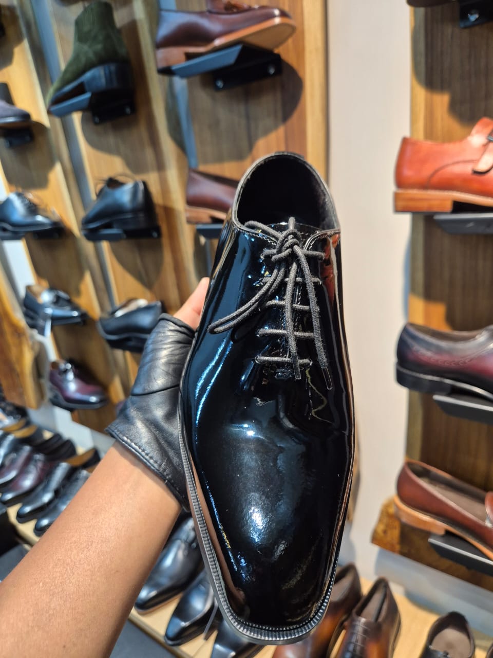 NOCTYX — Patent Gloss Wholecut Oxfords - MERAKINO