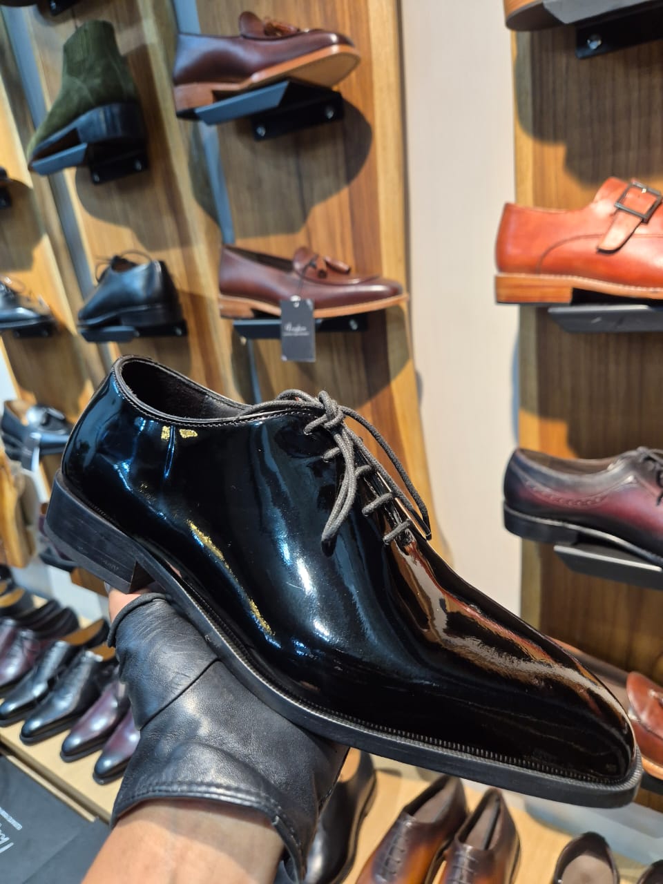 NOCTYX — Patent Gloss Wholecut Oxfords - MERAKINO