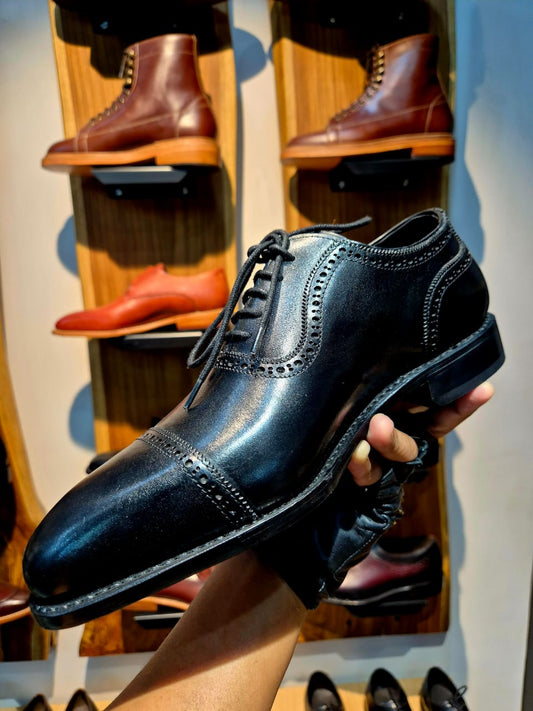 Sovereign Cap - Toe Oxford Pure Form. Absolute Authority. - MERAKINO