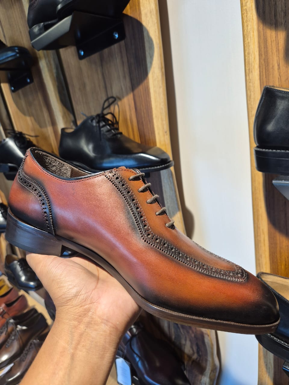 The Adelaide Oxford - MERAKINO